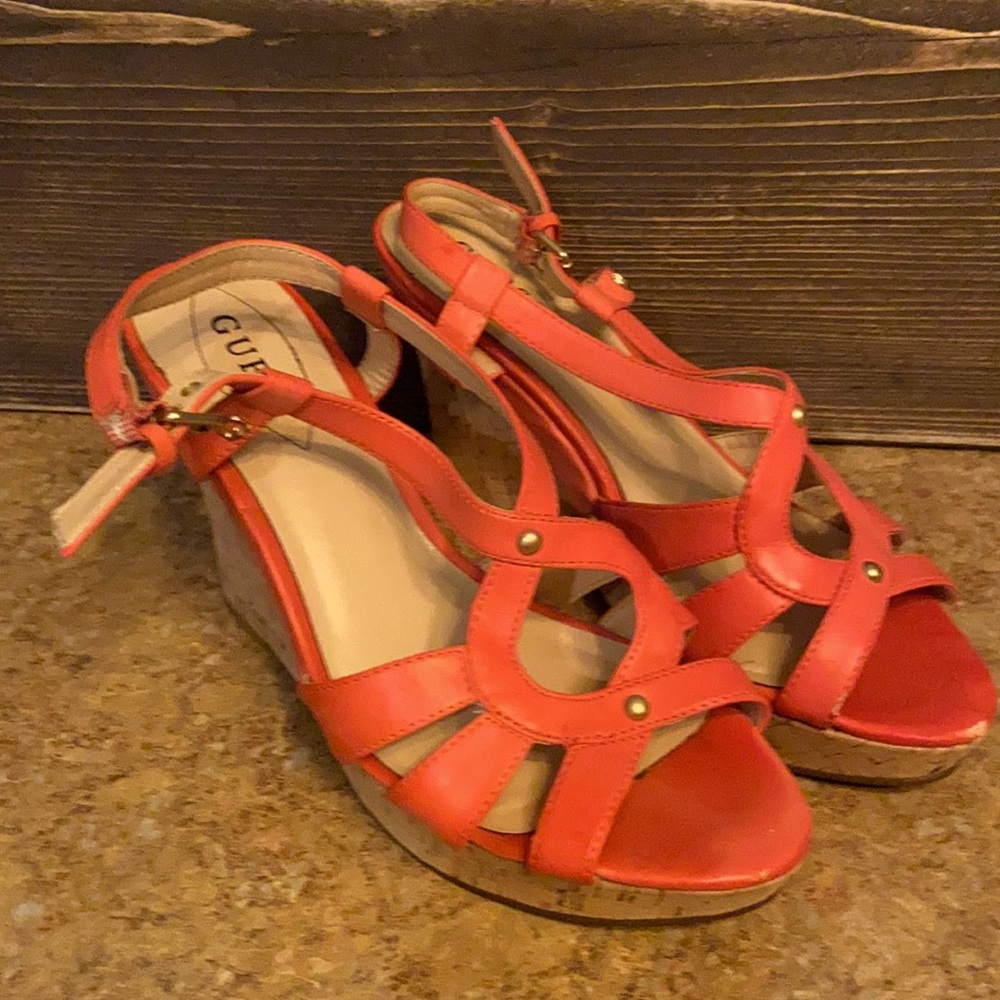 Guess Peach 4 1/2 heel sandal size 9